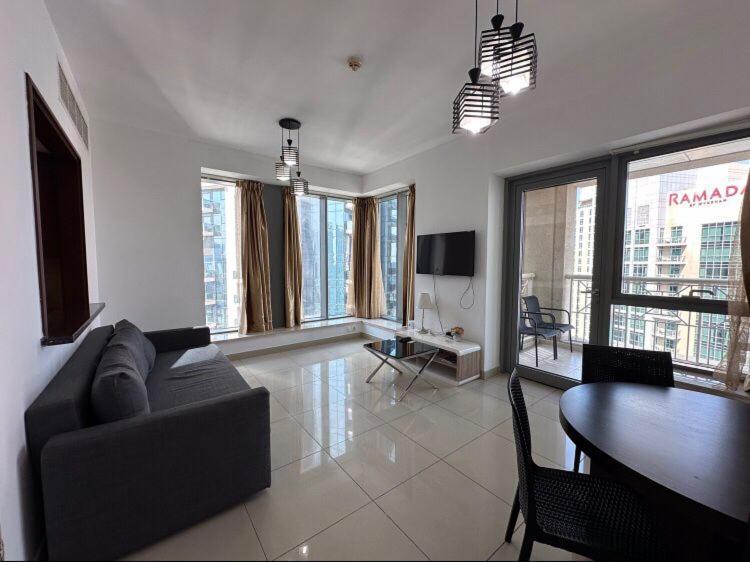 Downtown Apartments With Fountain And Burj Khalifa View Dubai Exterior foto